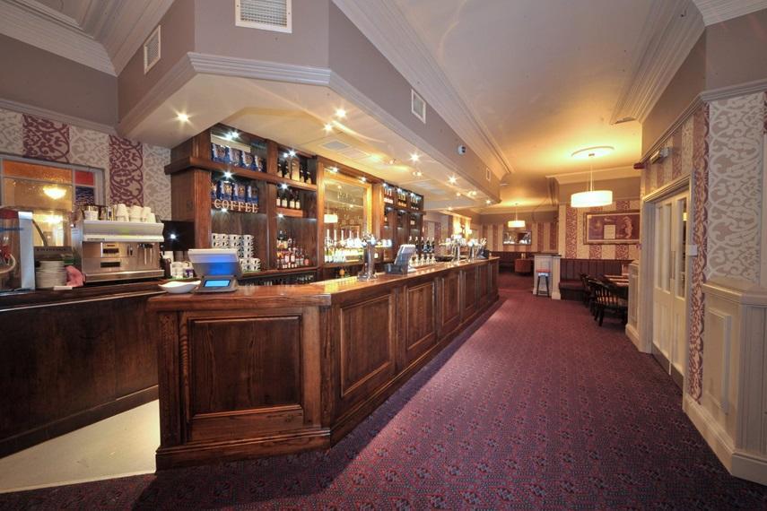 ホテル The Duke Of Wellington Wetherspoon マインヘッド エクステリア 写真